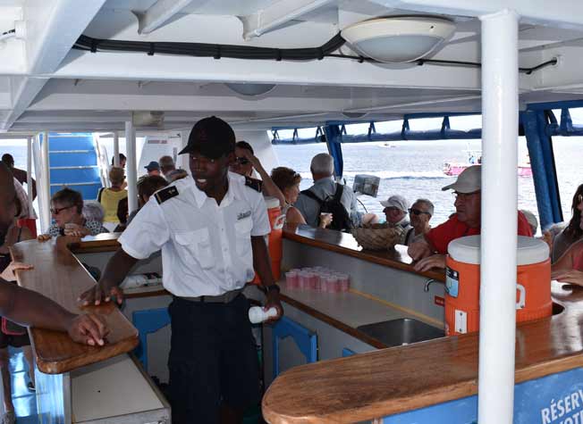 retour bateau fond de verre Le Nautilus Guadeloupe